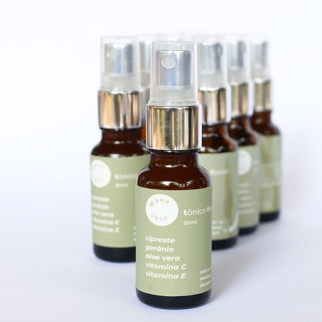 tônico facial de cipreste