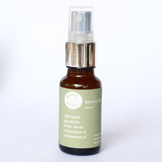 tônico facial de cipreste